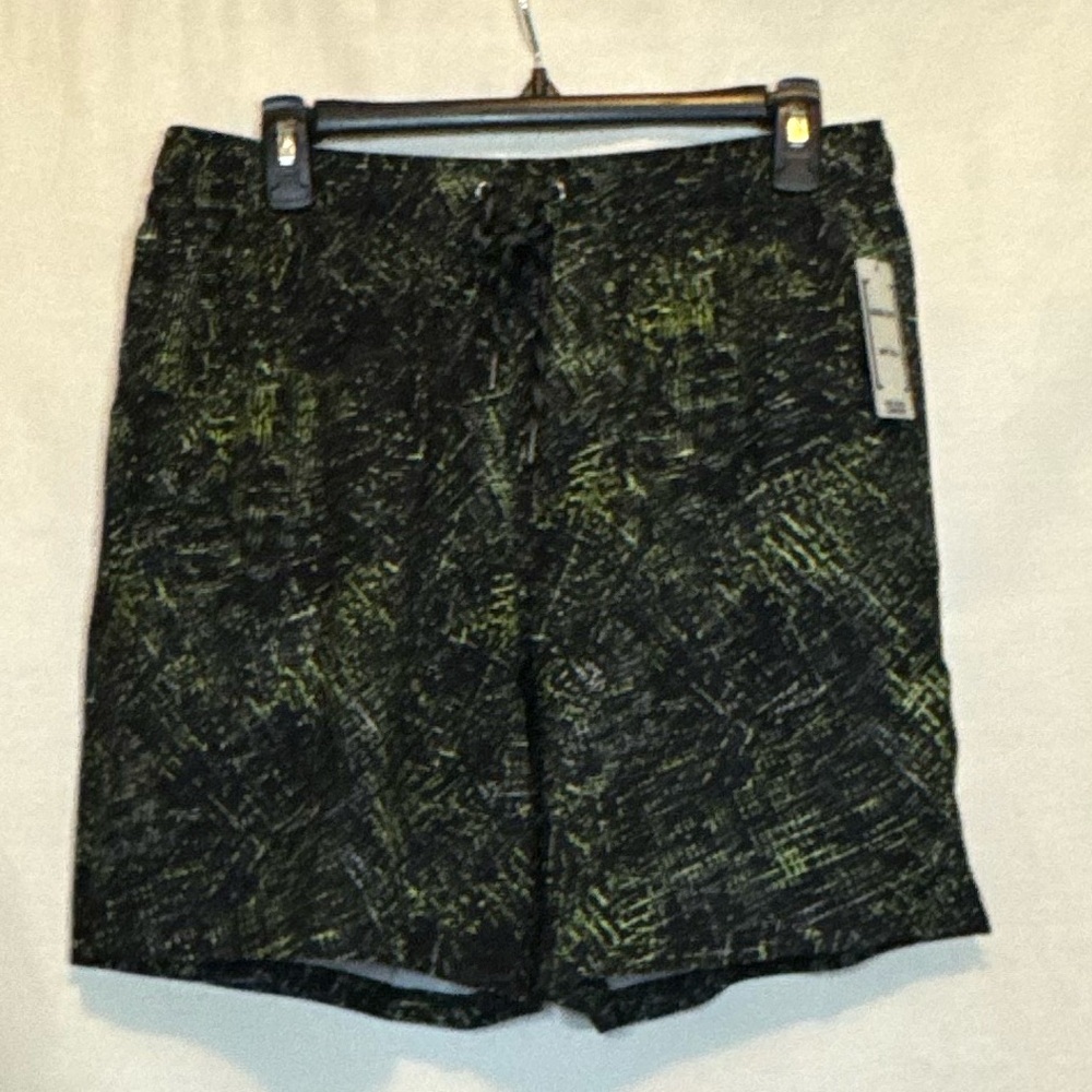 G-126 Men’s George NWT Black & Green Elastic Waist Lined Swim Trunks Size 32/34